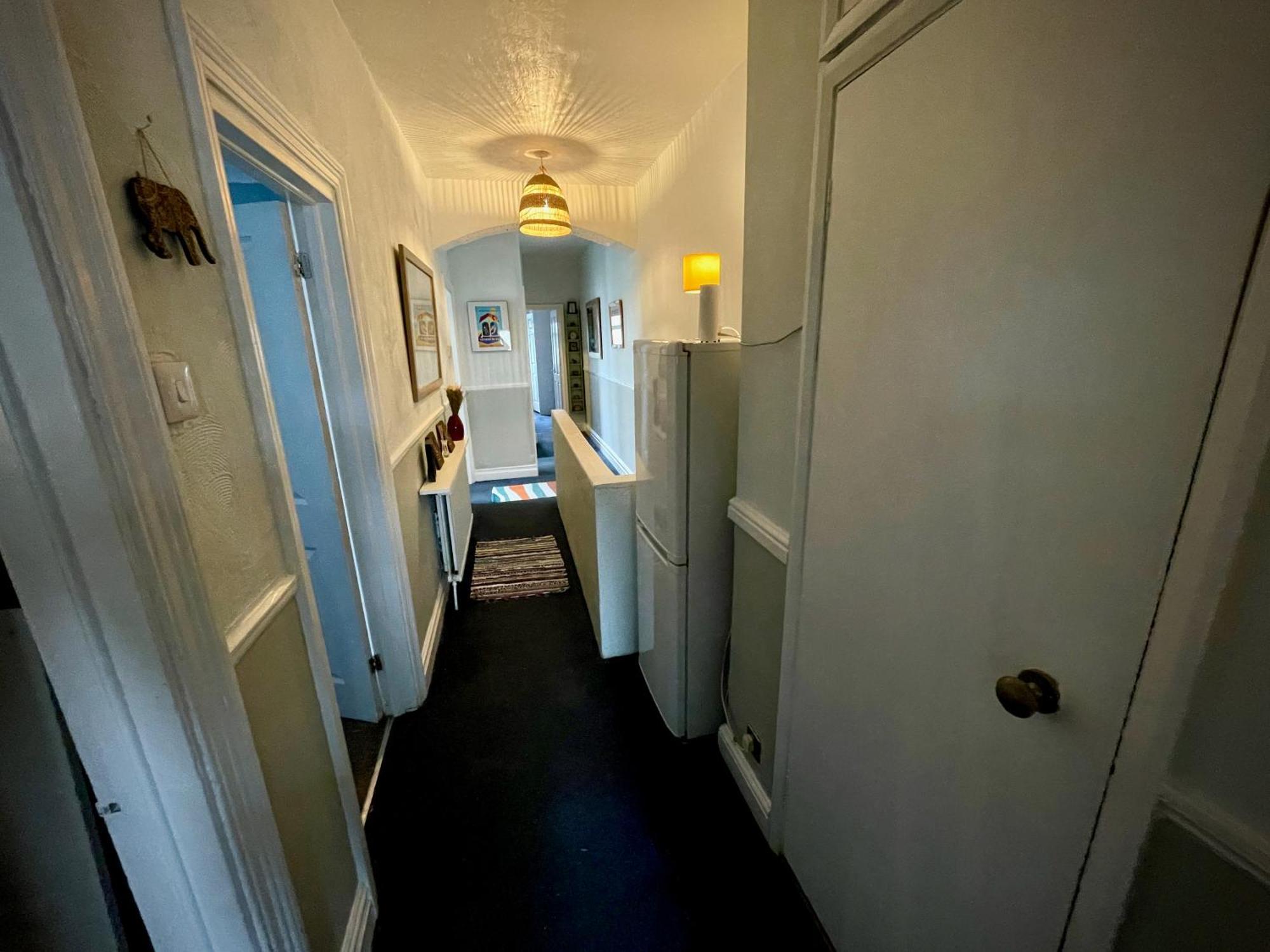 Stylish And Artistic Flat In Southend On Sea Apartment Bagian luar foto