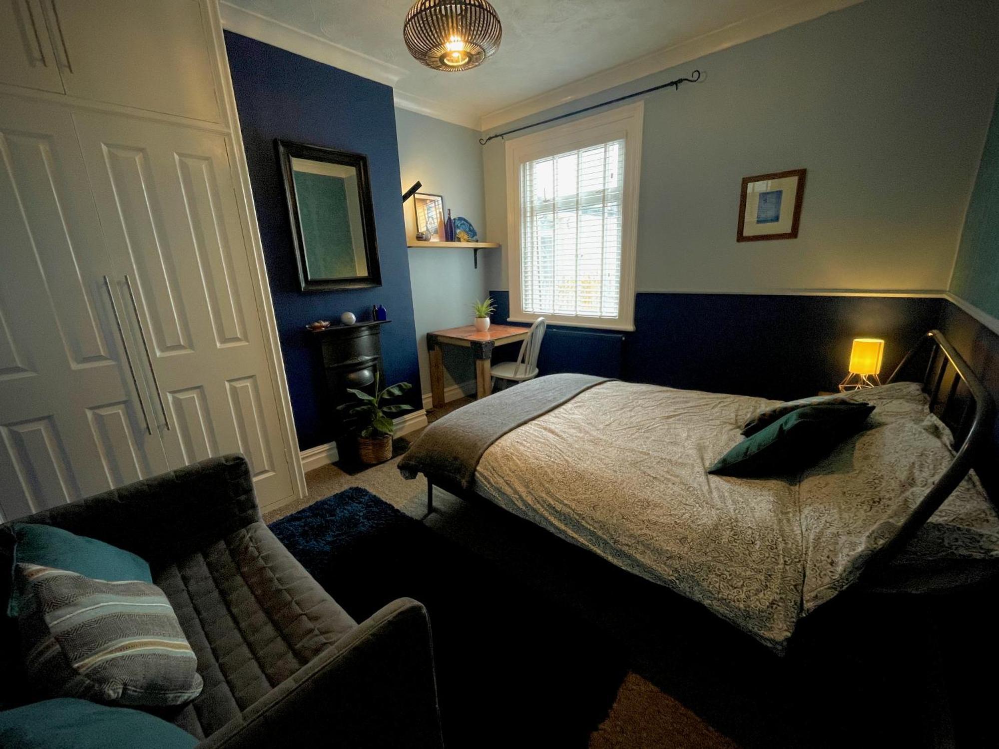 Stylish And Artistic Flat In Southend On Sea Apartment Bagian luar foto