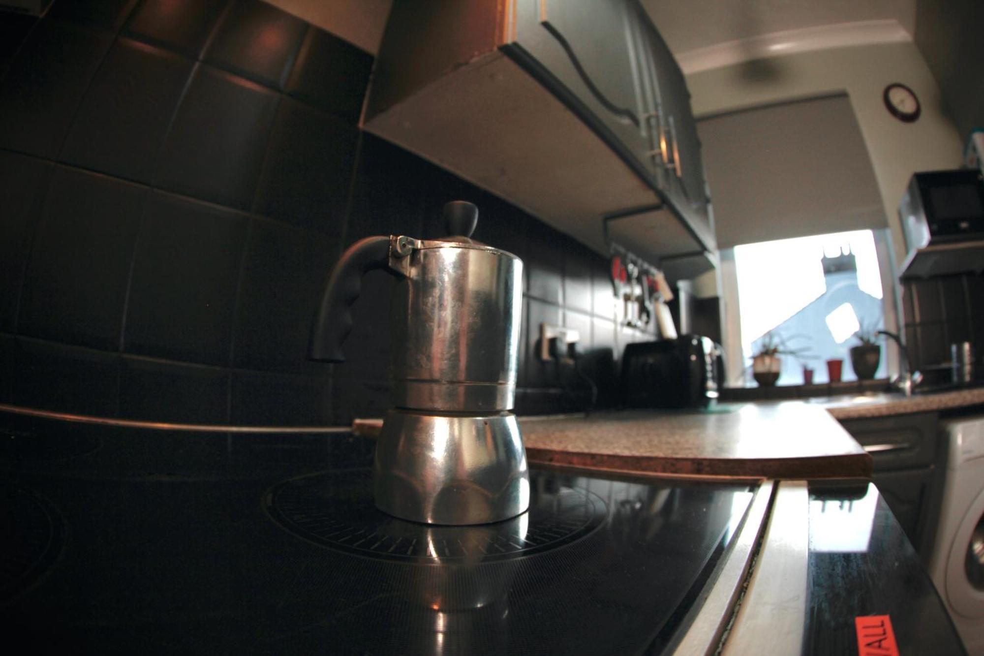 Stylish And Artistic Flat In Southend On Sea Apartment Bagian luar foto