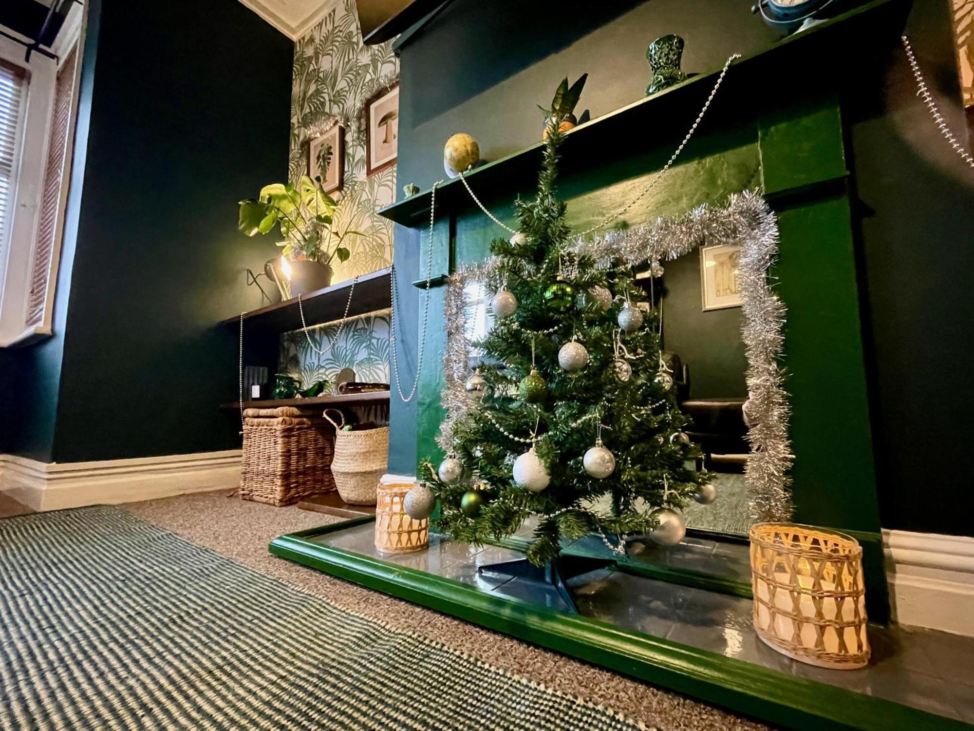 Stylish And Artistic Flat In Southend On Sea Apartment Bagian luar foto