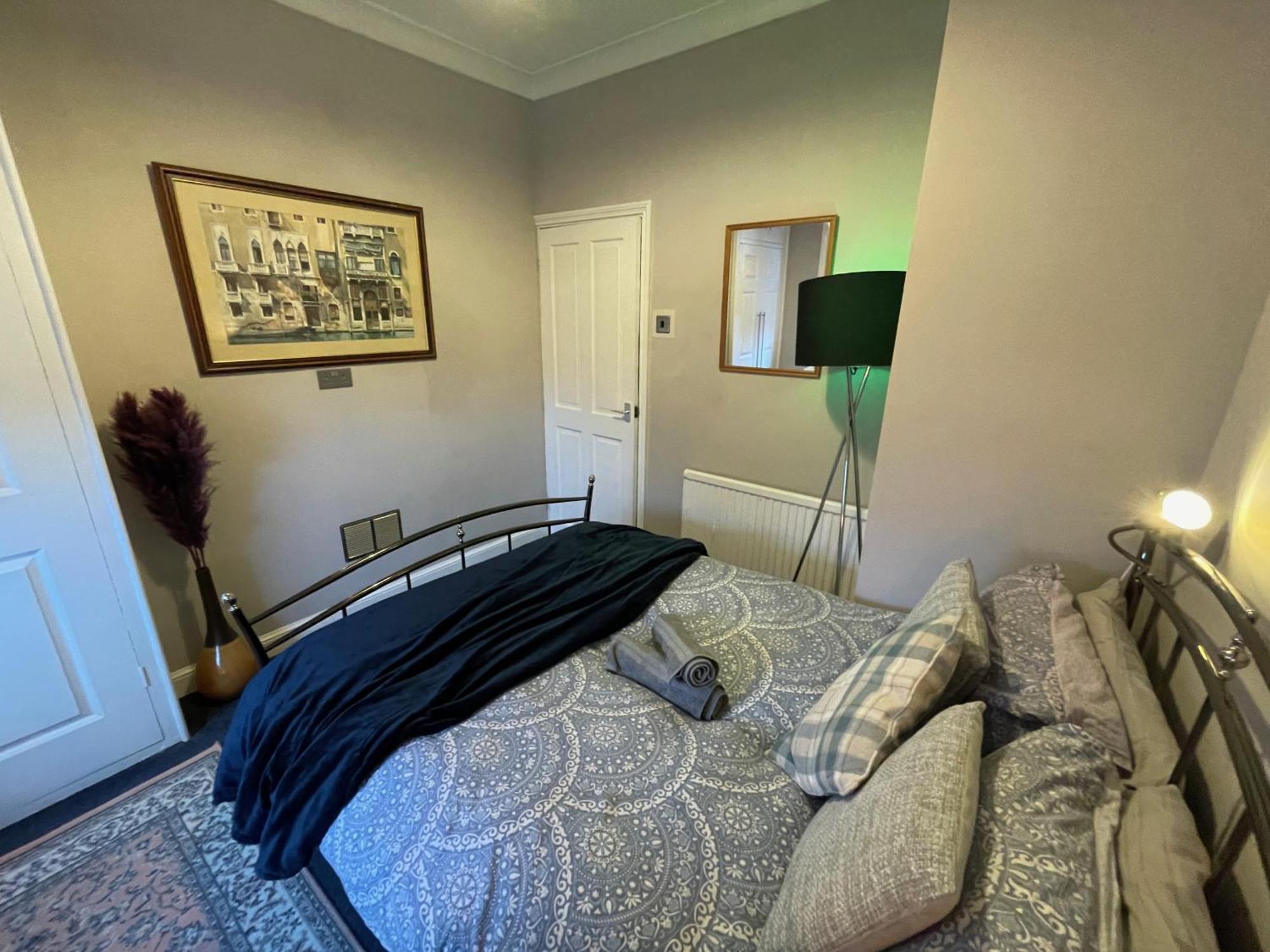 Stylish And Artistic Flat In Southend On Sea Apartment Bagian luar foto