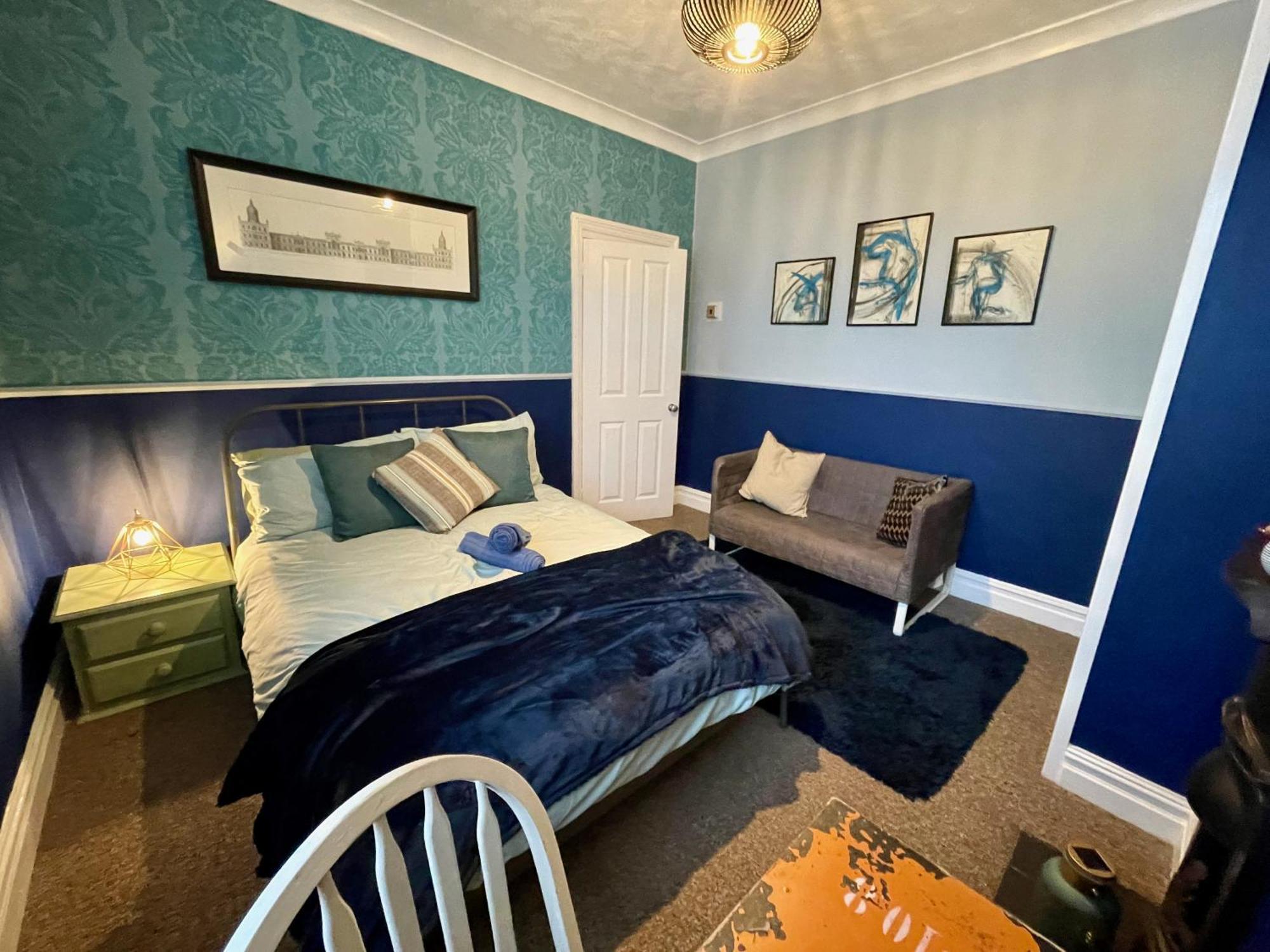 Stylish And Artistic Flat In Southend On Sea Apartment Bagian luar foto